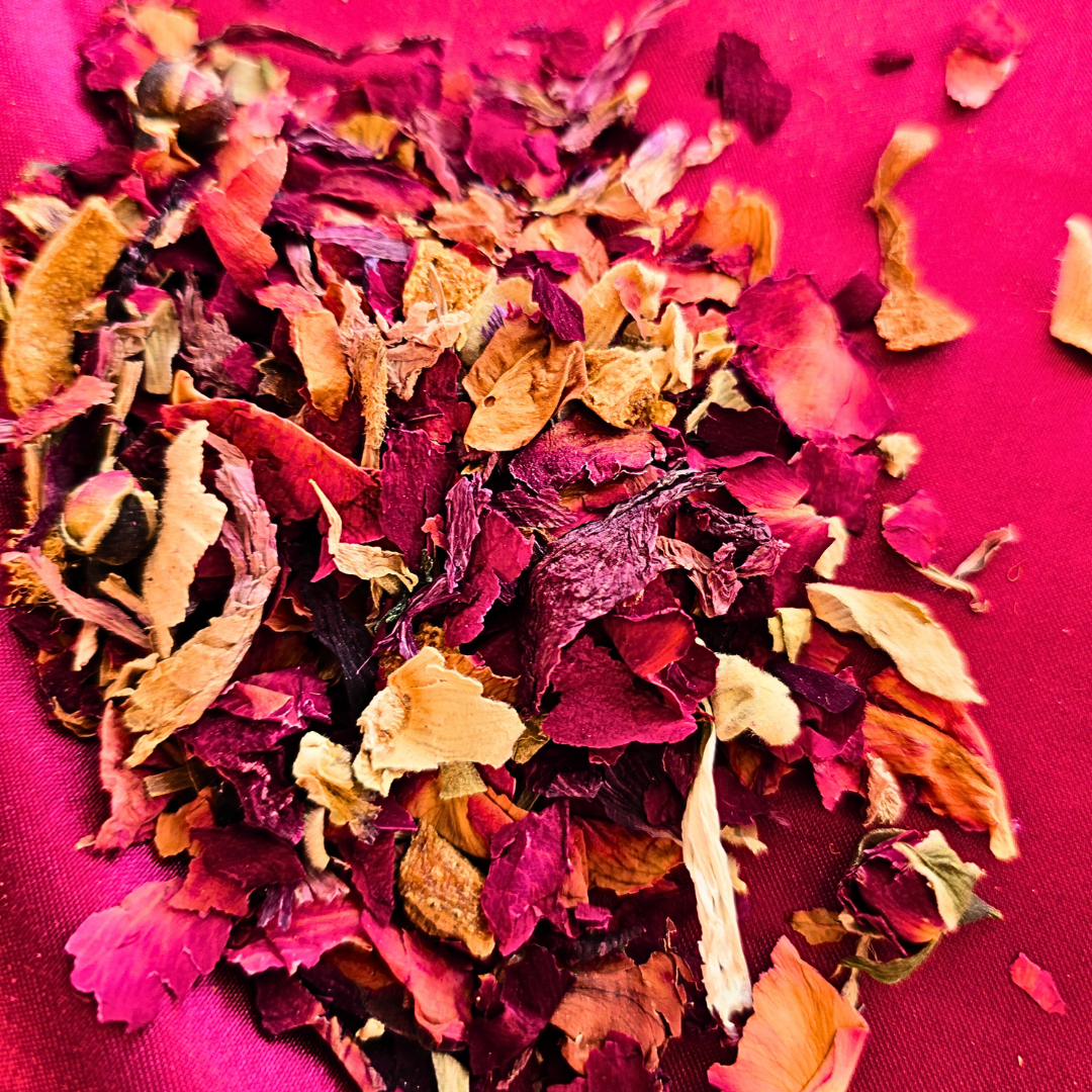 PÉTALES DE ROSE SACRÉES