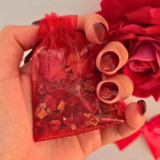 PÉTALES DE ROSE SACRÉES